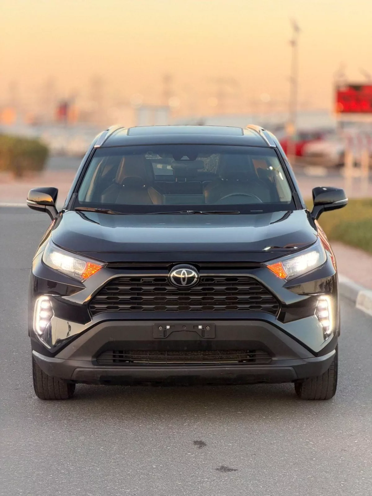 Toyota RAV4 LE RAV4 2.5L sunroof, leather seats, push start 2021-1-0