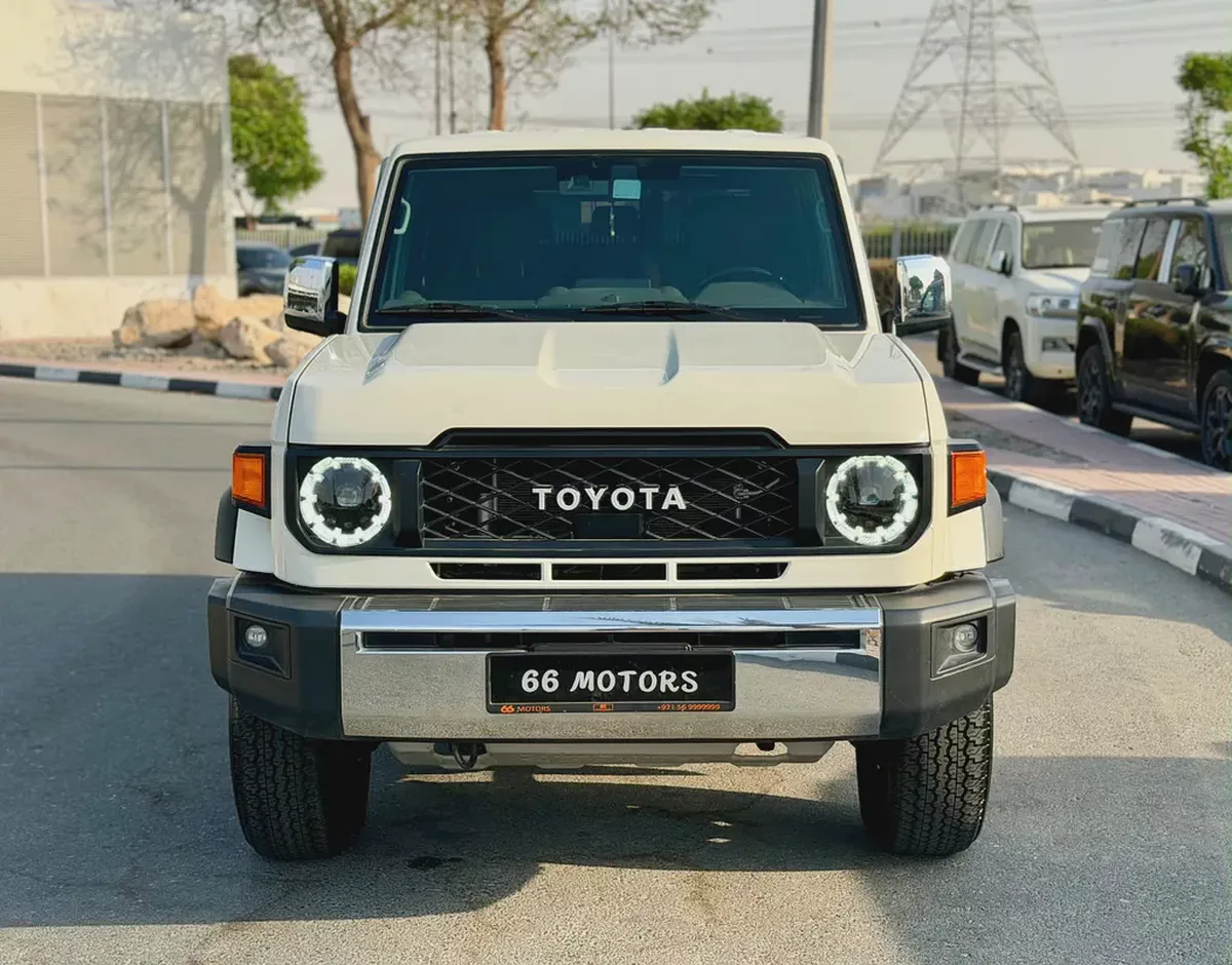 2024 Toyota Land Cruiser 76 Lx Hardtop double Cabin in GCC Specs-2-2