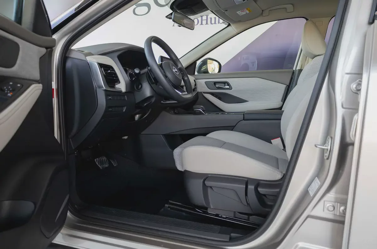 2026 Nissan Xtrail S 2.5L | 3 Years Agency Warranty | AED 1,389 Monthly | Free Courtesy Car Included-7-7