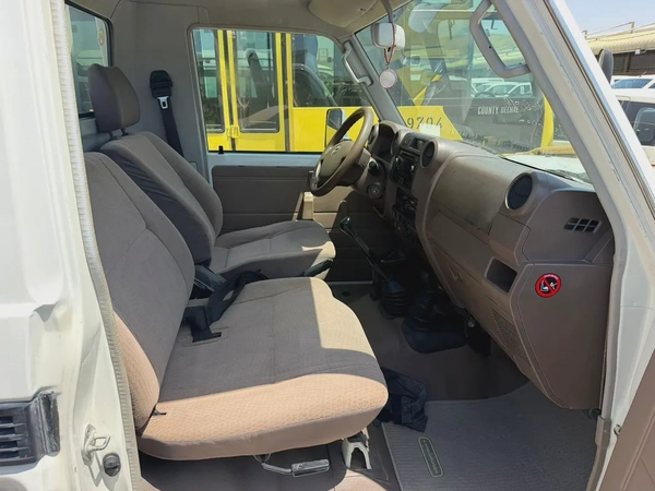 Toyota Land Cruiser 2019, GCC Specs - Reliable and Ready for Adventure!
