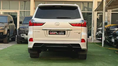 LEXUS LX570 signature 2019 | Gcc specs | Original paint-5