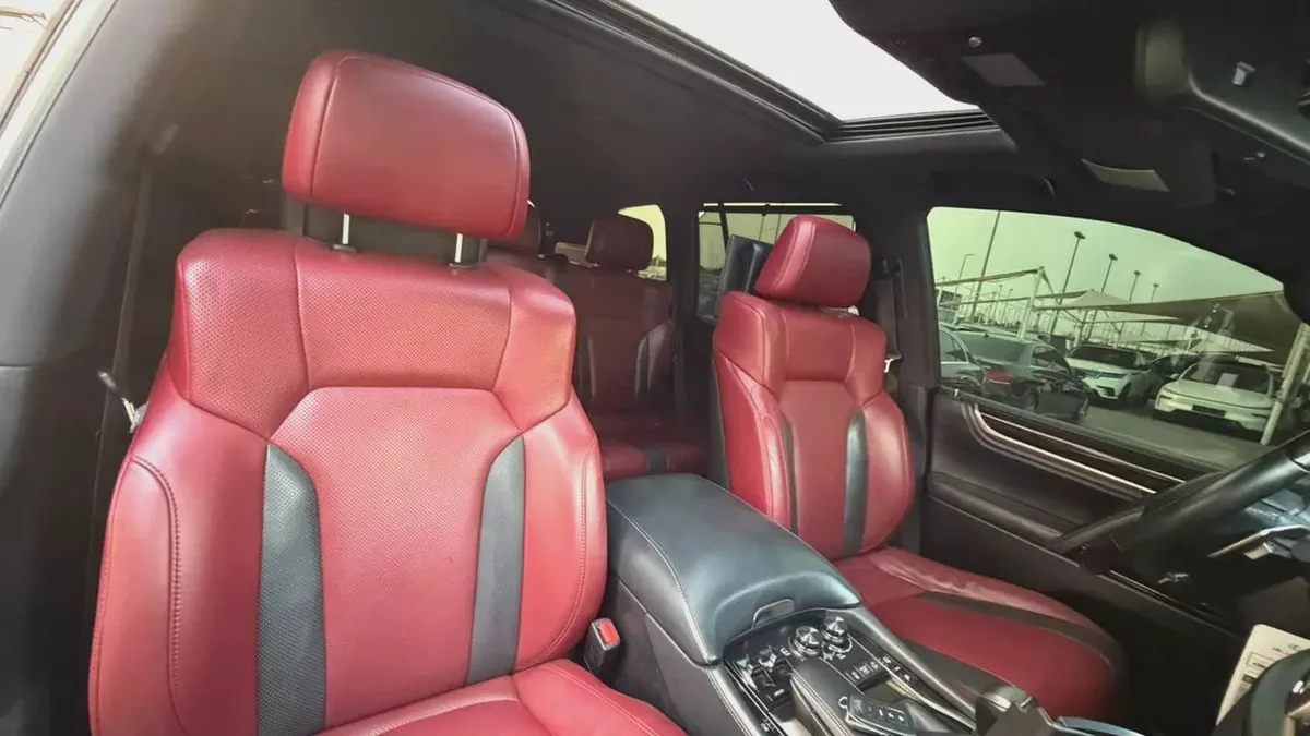 LEXUS LX570 signature 2019 | Gcc specs | Original paint-15-15
