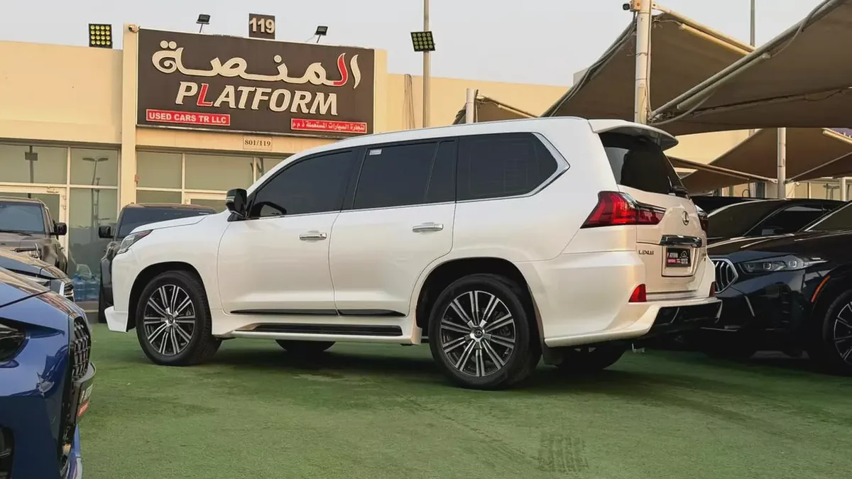 LEXUS LX570 signature 2019 | Gcc specs | Original paint-6-6