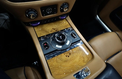 GCC I Rolls Royce Wraith-14