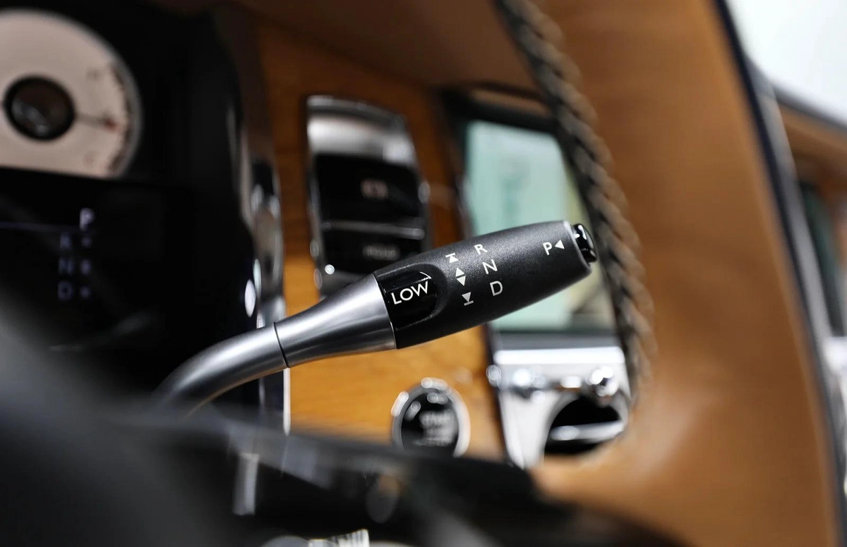 GCC I Rolls Royce Wraith-1-1