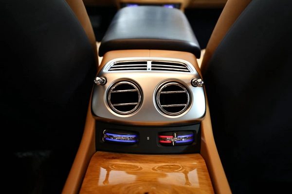 GCC I Rolls Royce Wraith