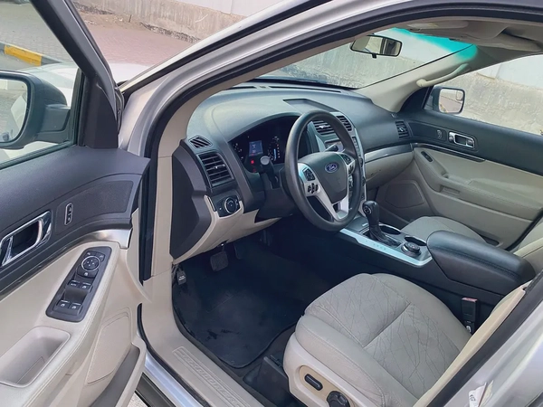 Ford Explorer XL 2014 GCC Specs - Reliable Family SUV