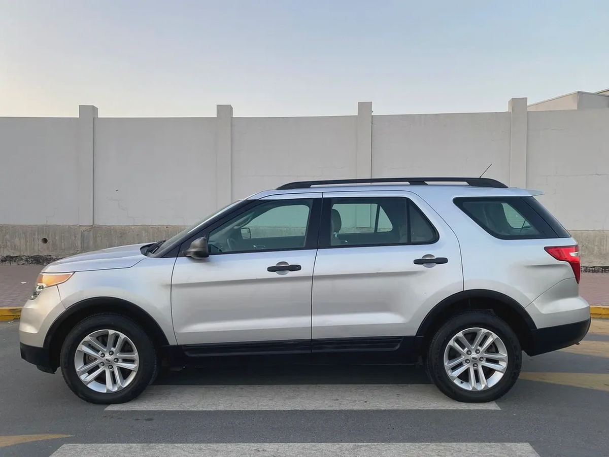 Ford Explorer XL 2014 GCC Specs - Reliable Family SUV-2-2