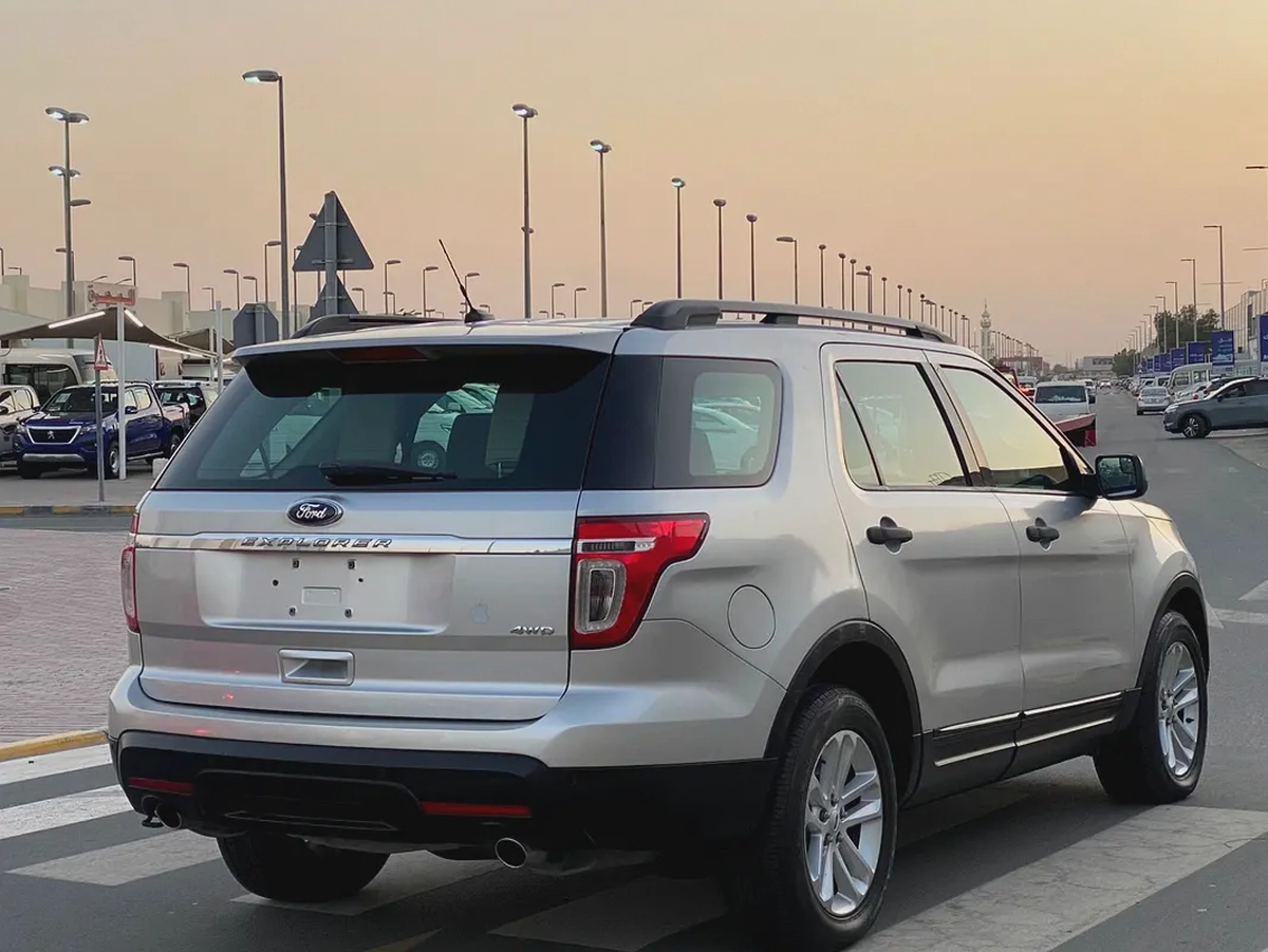 Ford Explorer XL 2014 GCC Specs - Reliable Family SUV-7-7