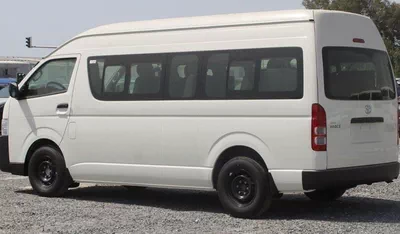 Toyota Hiace DLS - STD ROOF Toyota Hiace 2.5L High Roof Diesel old ship 2024-5