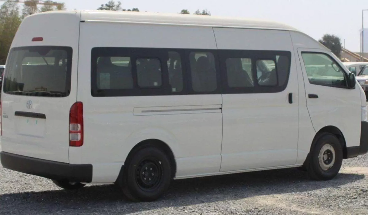 Toyota Hiace DLS - STD ROOF Toyota Hiace 2.5L High Roof Diesel old ship 2024-3-0