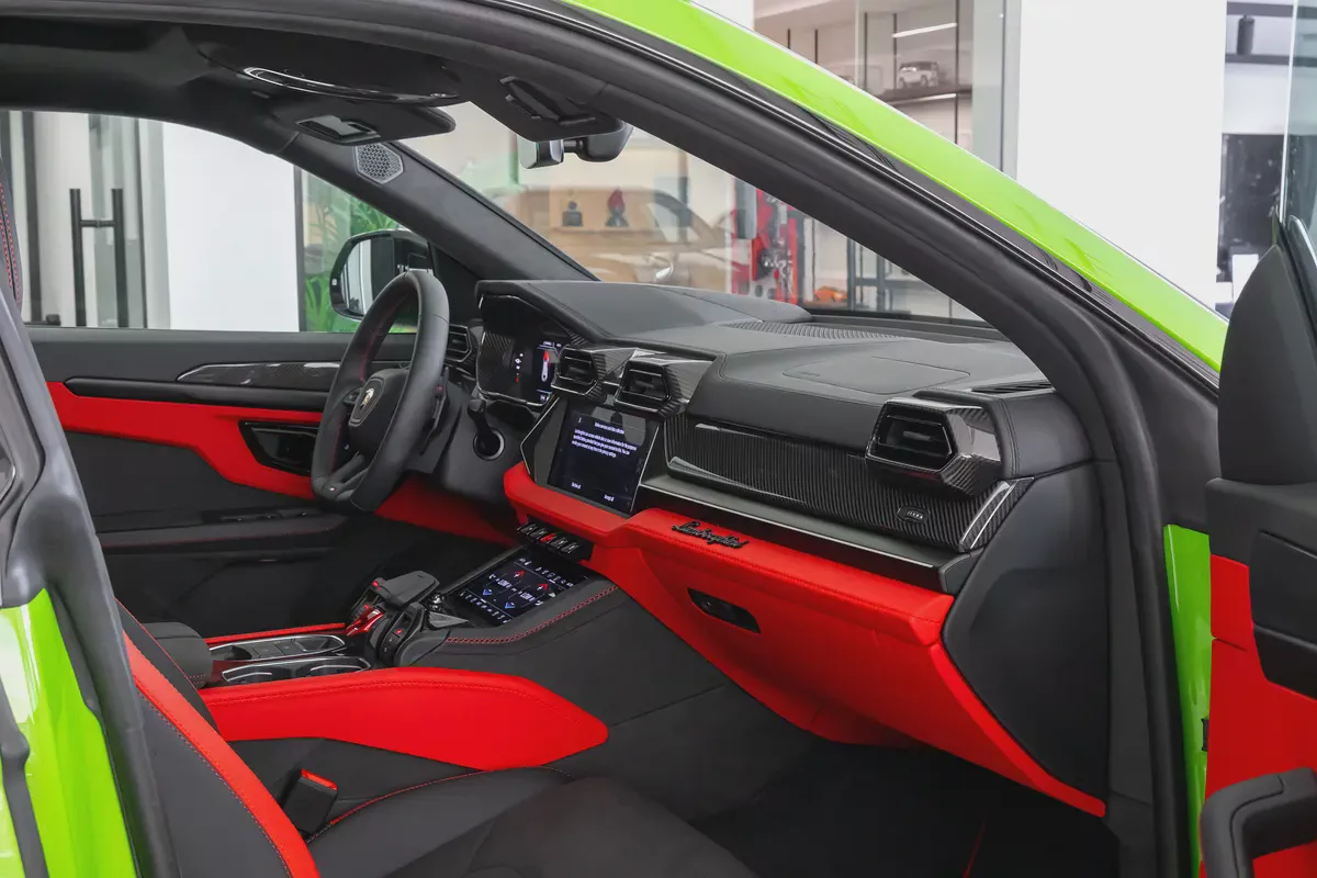 Lamborghini Urus SE | 2026 | V8 4.0L Twin Turbo 800HP | SUV PHEV | 0KM-15-15