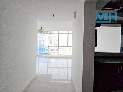 Majestic Tower, Business Bay, Dubai-15
