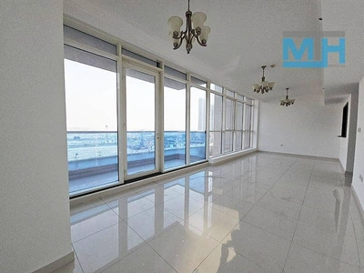 Majestic Tower, Business Bay, Dubai-16