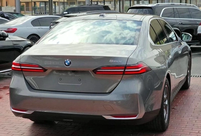 BMW 520i Under Warranty and Service 2026 GCC - AED 230,000-12