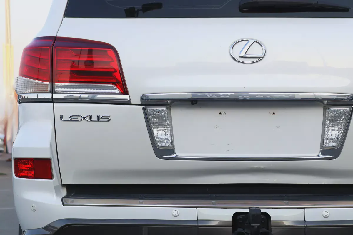 LEXUS LX570 2014 GCC Full Option-6-6