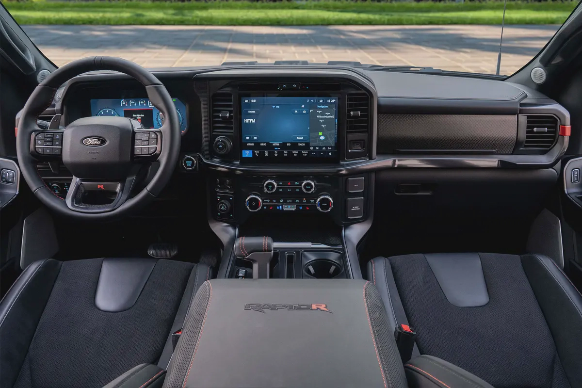 9,792 P.M |  F-150 Raptor R | 0% Downpayment | Under Warranty!-7-7