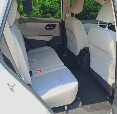 1090-Monthly Nissan X-Trail l GCC l 4/4, Cruise, Camera, GPS l Accident Free-10