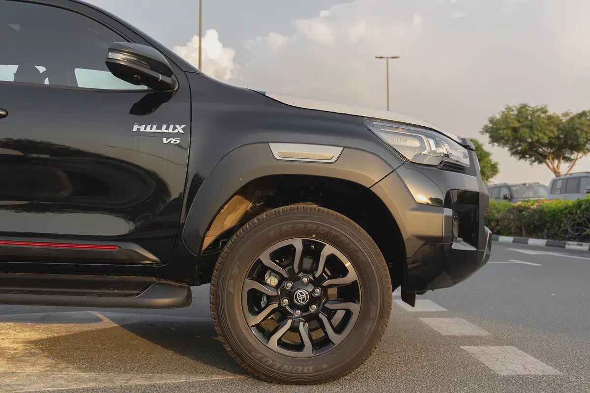 Toyota Hilux Adventure SR5 | 2026 | GCC Specs | V6 4.0L Petrol | 4WD | 4-Door Pickup-7-7