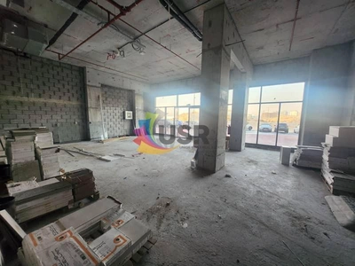 SPACIOUS AND READY FOR RENT SHOP FOR 311K-2