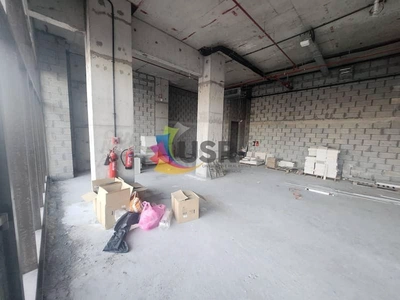 SPACIOUS AND READY FOR RENT SHOP FOR 311K-3
