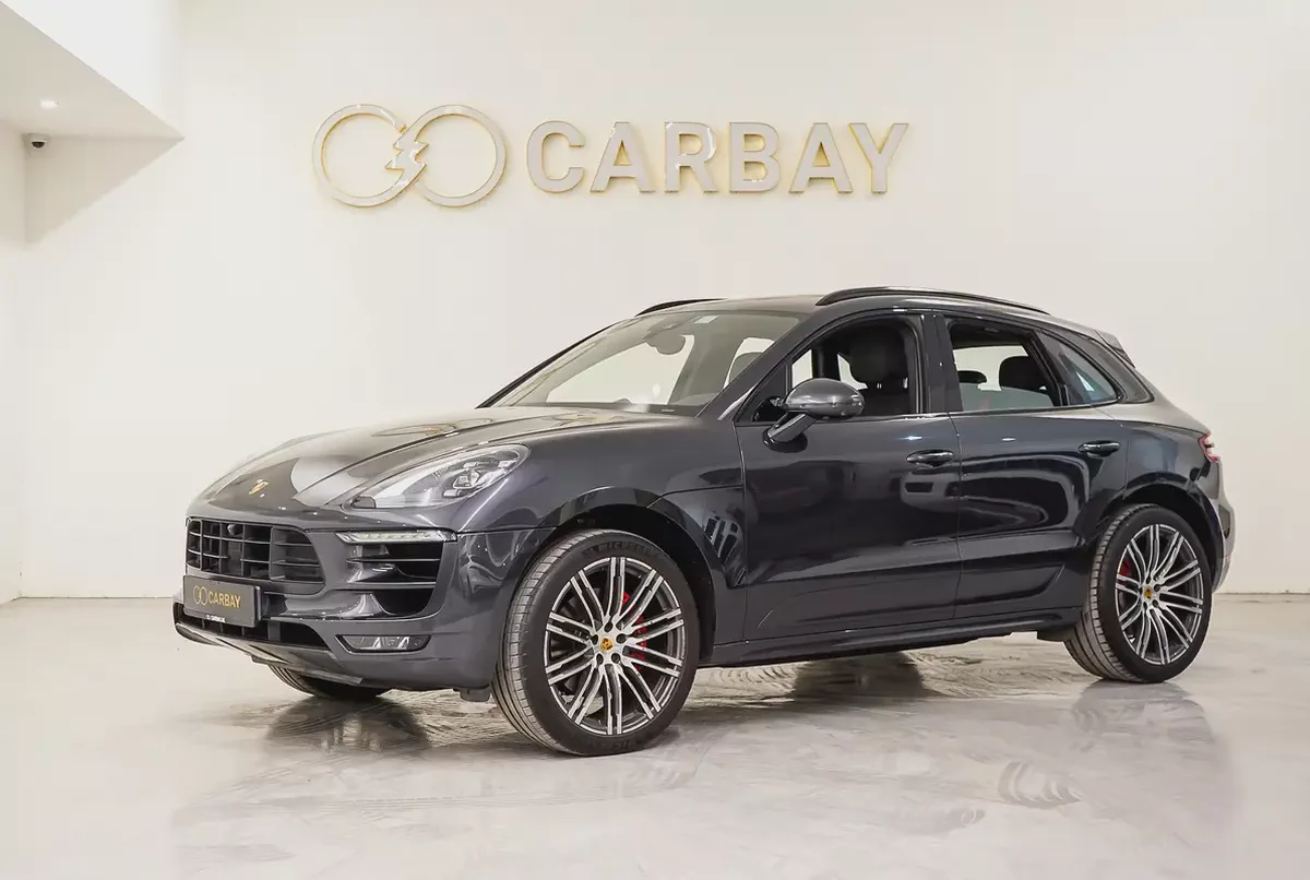 AED 2451 PM | PORSCHE MACAN TURBO 2017 | PARTIAL AGENCY HISTORY | PRISTINE CONDITION | GCC