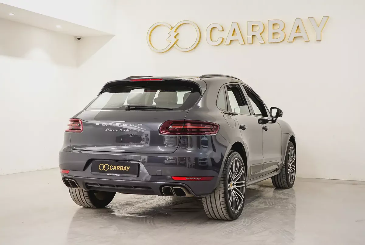 AED 2451 PM | PORSCHE MACAN TURBO 2017 | PARTIAL AGENCY HISTORY | PRISTINE CONDITION | GCC-4-4