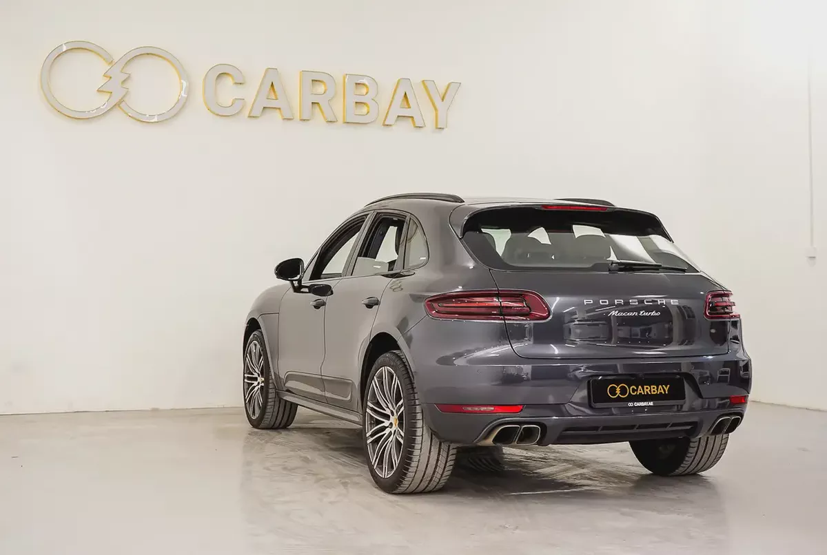 AED 2451 PM | PORSCHE MACAN TURBO 2017 | PARTIAL AGENCY HISTORY | PRISTINE CONDITION | GCC-6-6