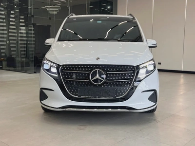 !! 2026!! Mercedes-Benz | V-Class | V 300 | GCC | Luxury Passenger Van-4