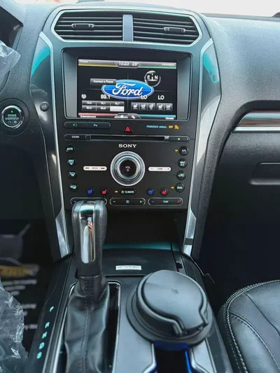 2016 - FORD EXPLORER - IMMACULATE CONDTION - ONLY 85,000 KM-8