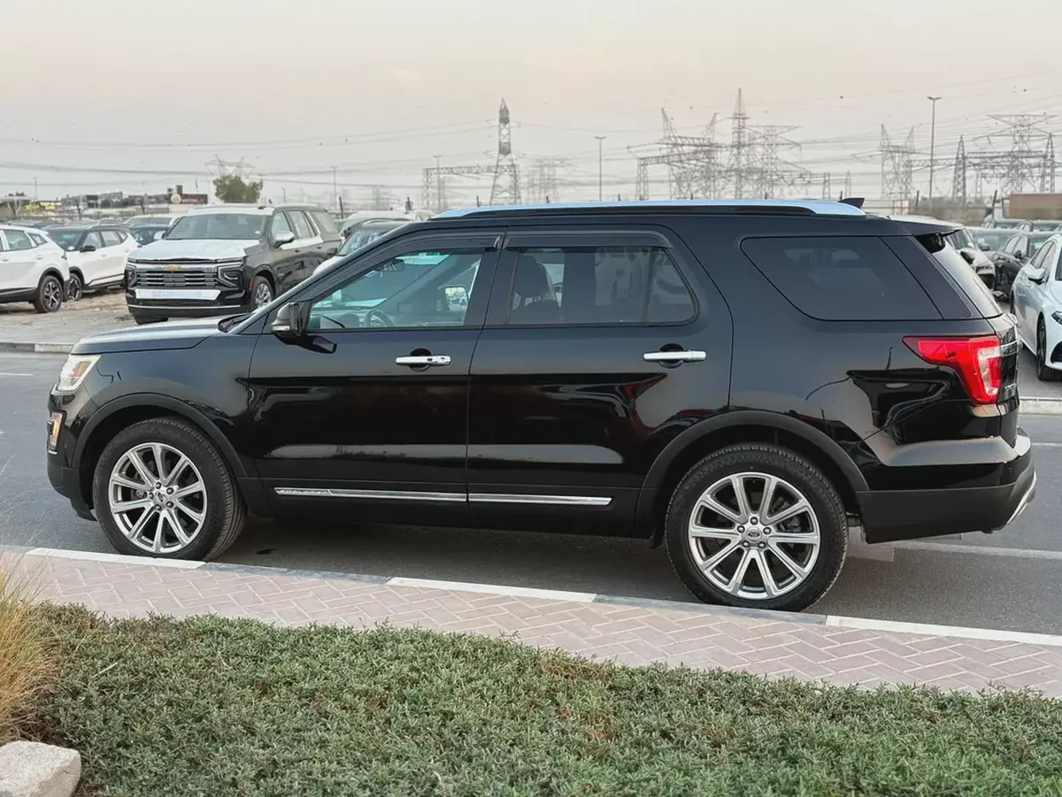 2016 - FORD EXPLORER - IMMACULATE CONDTION - ONLY 85,000 KM-2-2