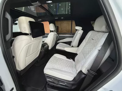 2026 - Cadillac Escalade  Sport Platinum - V8 Prestige Condition-9