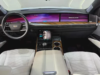 2026 - Cadillac Escalade  Sport Platinum - V8 Prestige Condition-11