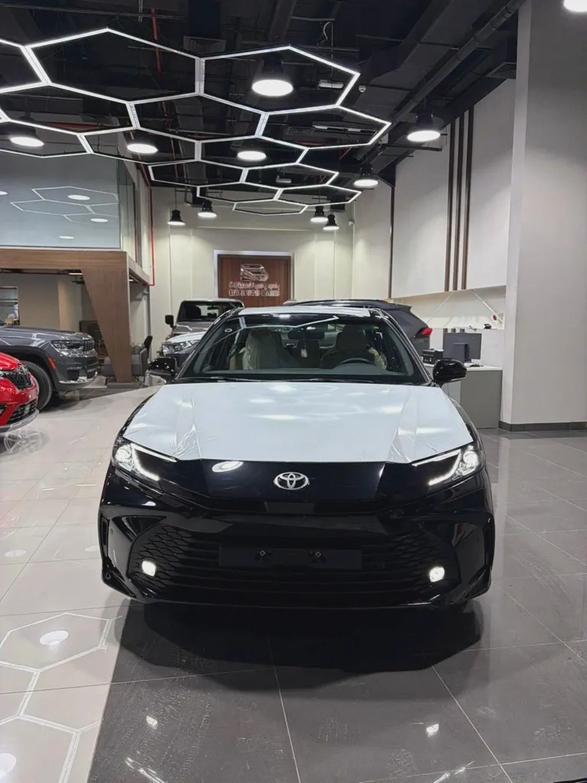 TOYOTA CAMRY 2.5L E HYBRID 2026YM تويوتا كامري 2500 لتر هايبرد-1-1