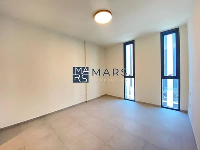 Brand New || Studio Available|| Ready to move-3