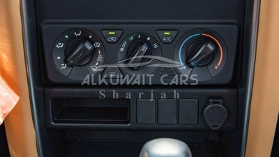 Toyota Fortuner Toyota Fortuner 2.7L Petrol 4V 4*2 MY2024-17