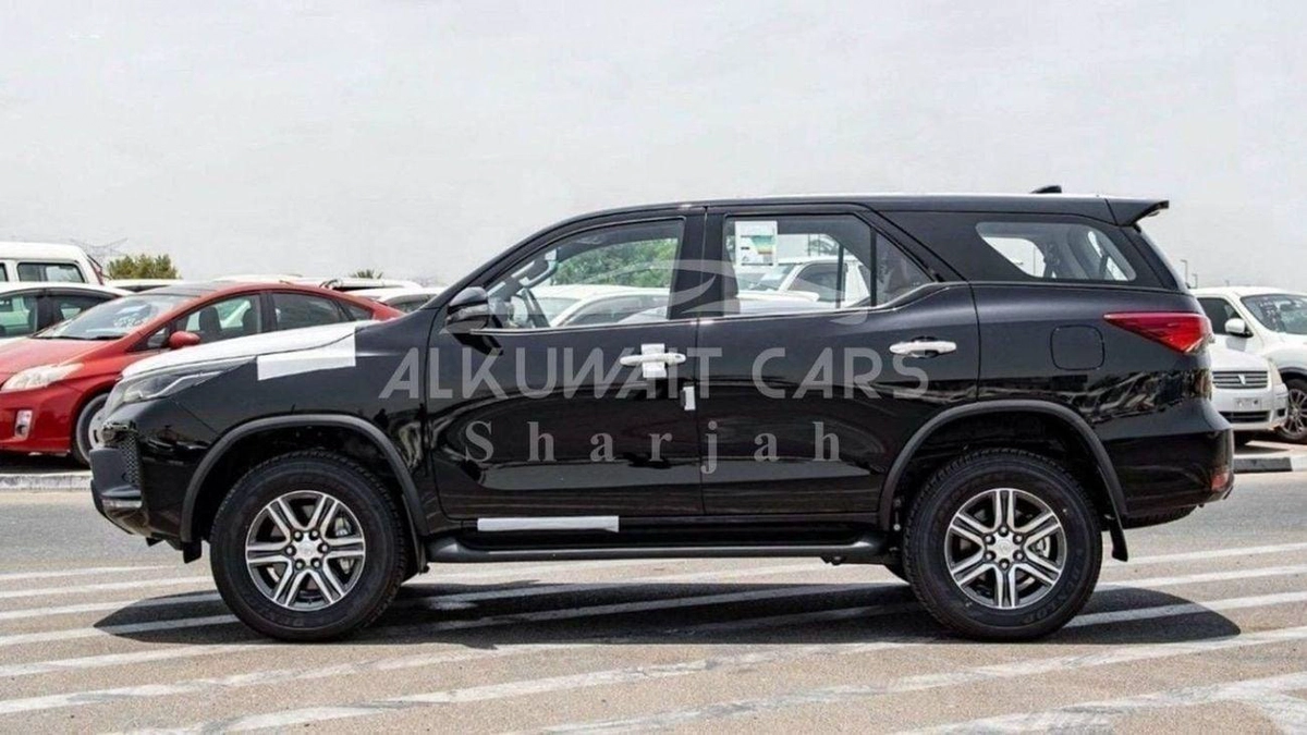 Toyota Fortuner Toyota Fortuner 2.7L Petrol 4V 4*2 MY2024-5-0