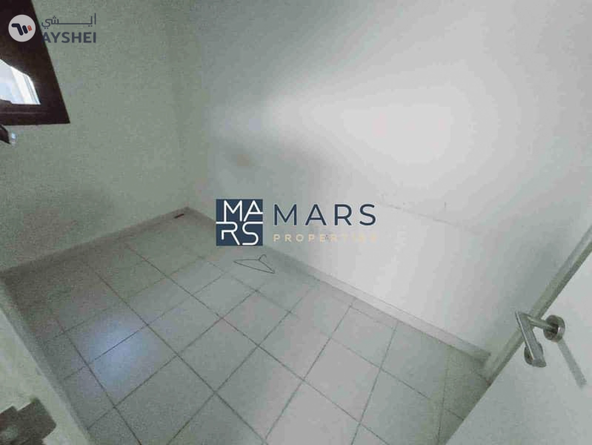 Brand New 3 Bhk townhouse available for rent- limited offer!-5-5