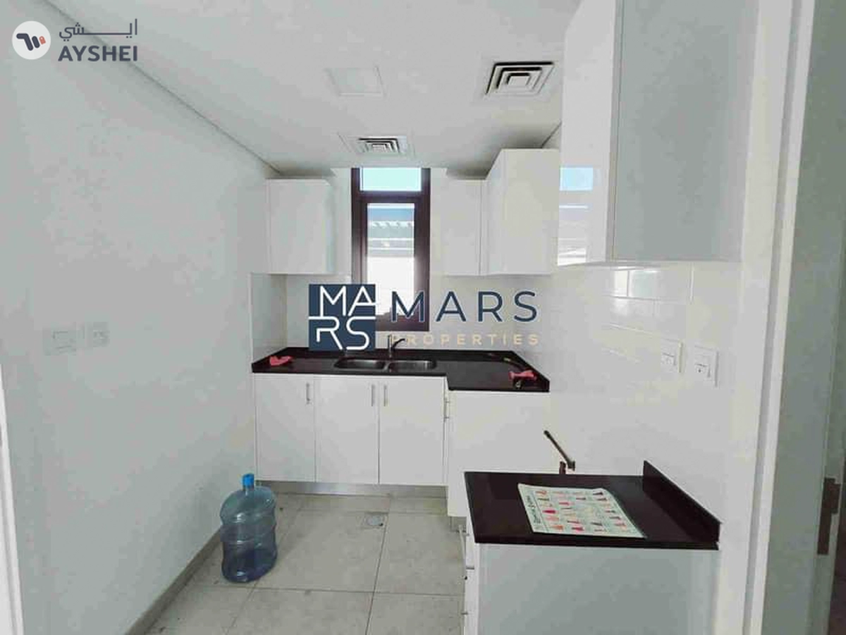 Brand New 3 Bhk townhouse available for rent- limited offer!-6-6