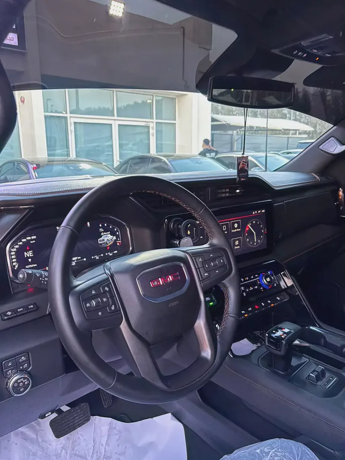 2026 GMC Sierra AT4 GCC Specs-5-5