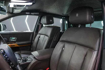 Rolls-Royce Phantom Series II-1