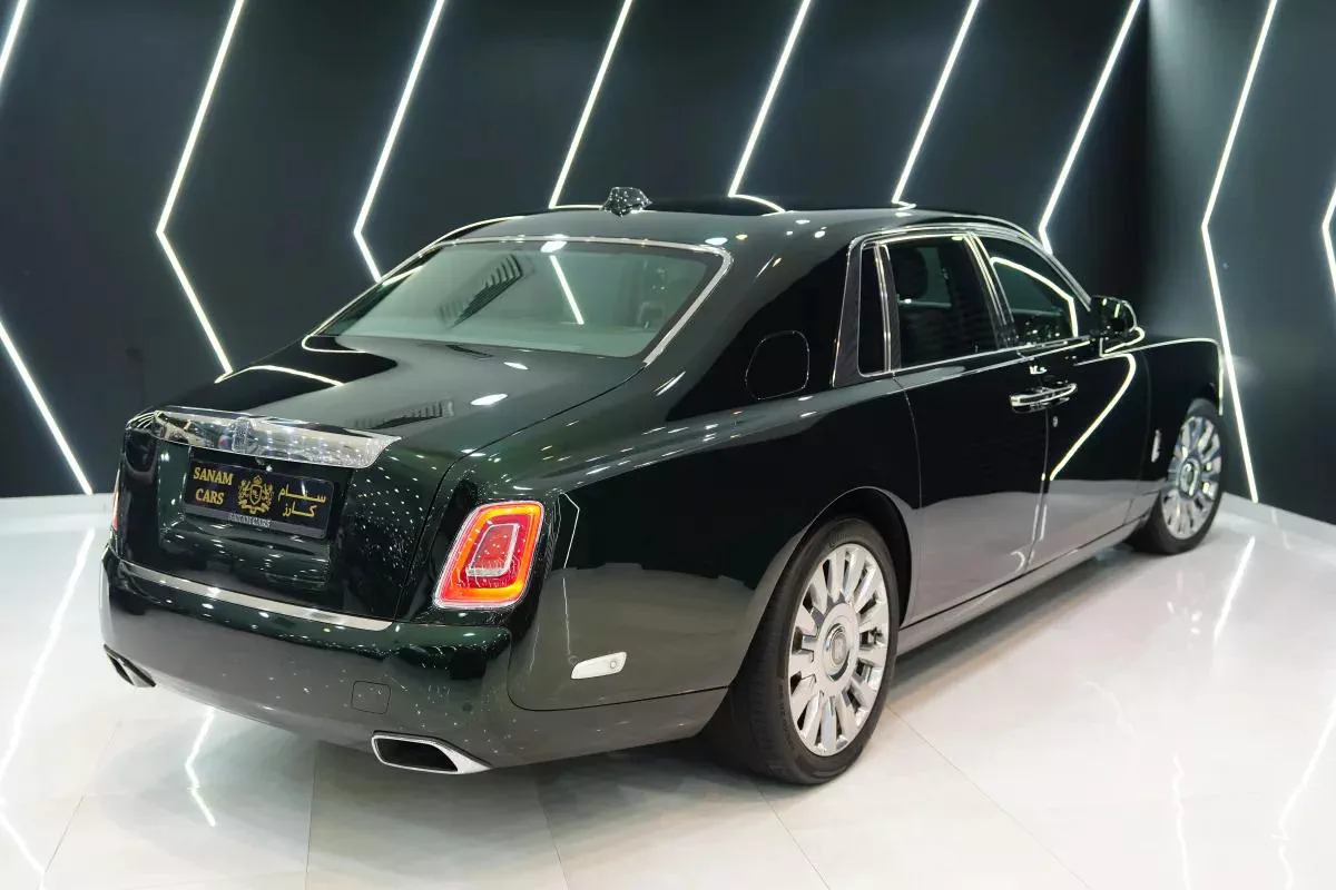Rolls-Royce Phantom Series II-2-2