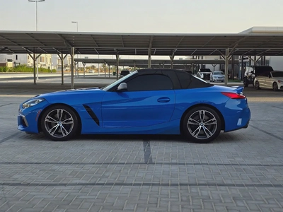 BMW Z4 M40i 2020 American Specs - Low Mileage  Pristine Condition-4