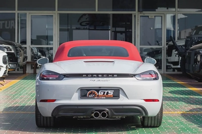 Brand New Porsche 718 Boxster 2024 | GCC |Only 500 KM-1