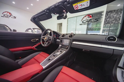Brand New Porsche 718 Boxster 2024 | GCC |Only 500 KM-18