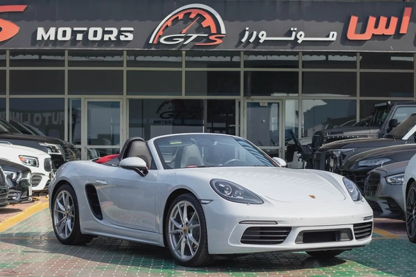 Brand New Porsche 718 Boxster 2024 | GCC |Only 500 KM