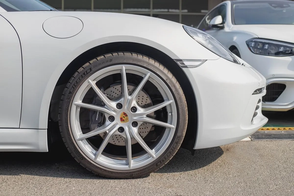 Brand New Porsche 718 Boxster 2024 | GCC |Only 500 KM