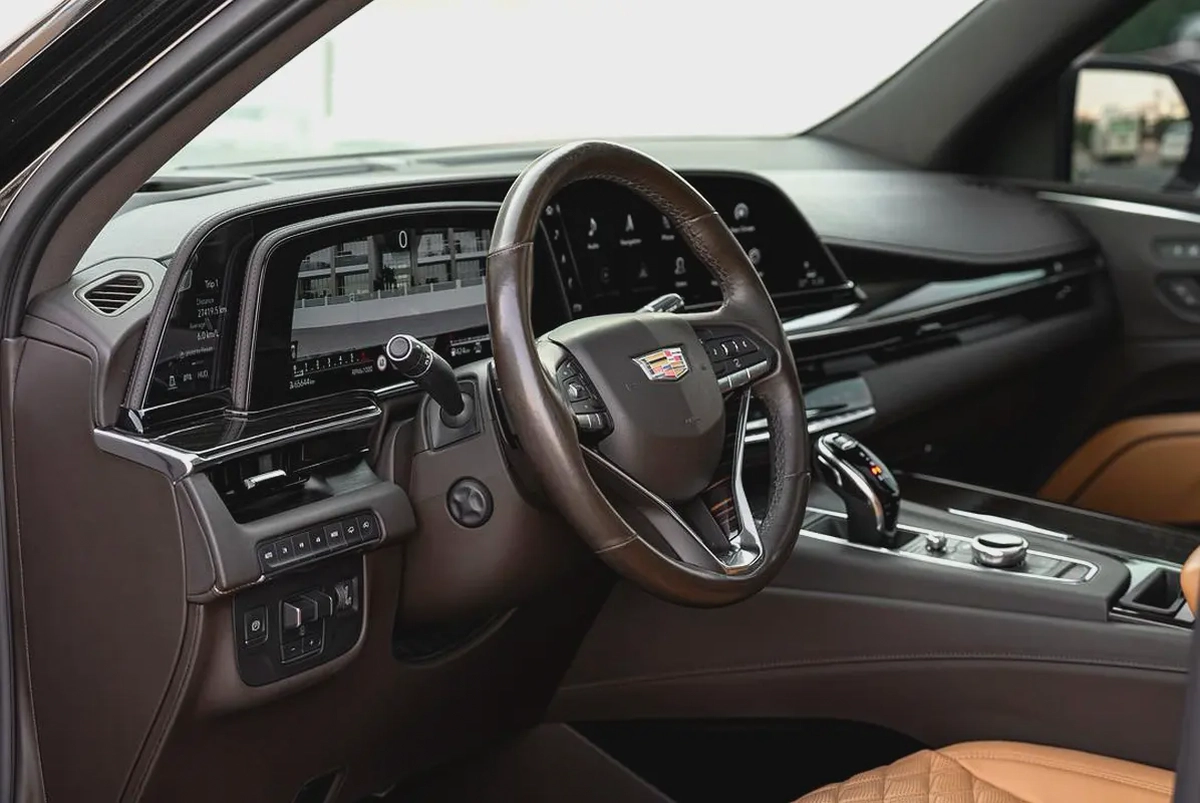 2023 | GCC | Cadillac Escalade 600 | Warranty and Service from Dealership | Captain Seats-7-7