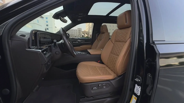 2023 | GCC | Cadillac Escalade 600 | Warranty and Service from Dealership | Captain Seats
