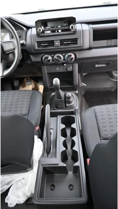 Mitsubishi L200 Mitsubishi L200 2.4L Diesel MT MY2024-6